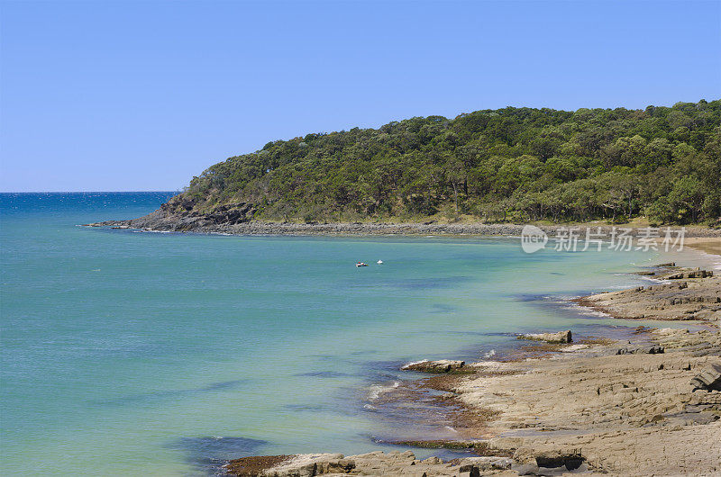 澳大利亚努沙海岸线的Tee Tree Bay